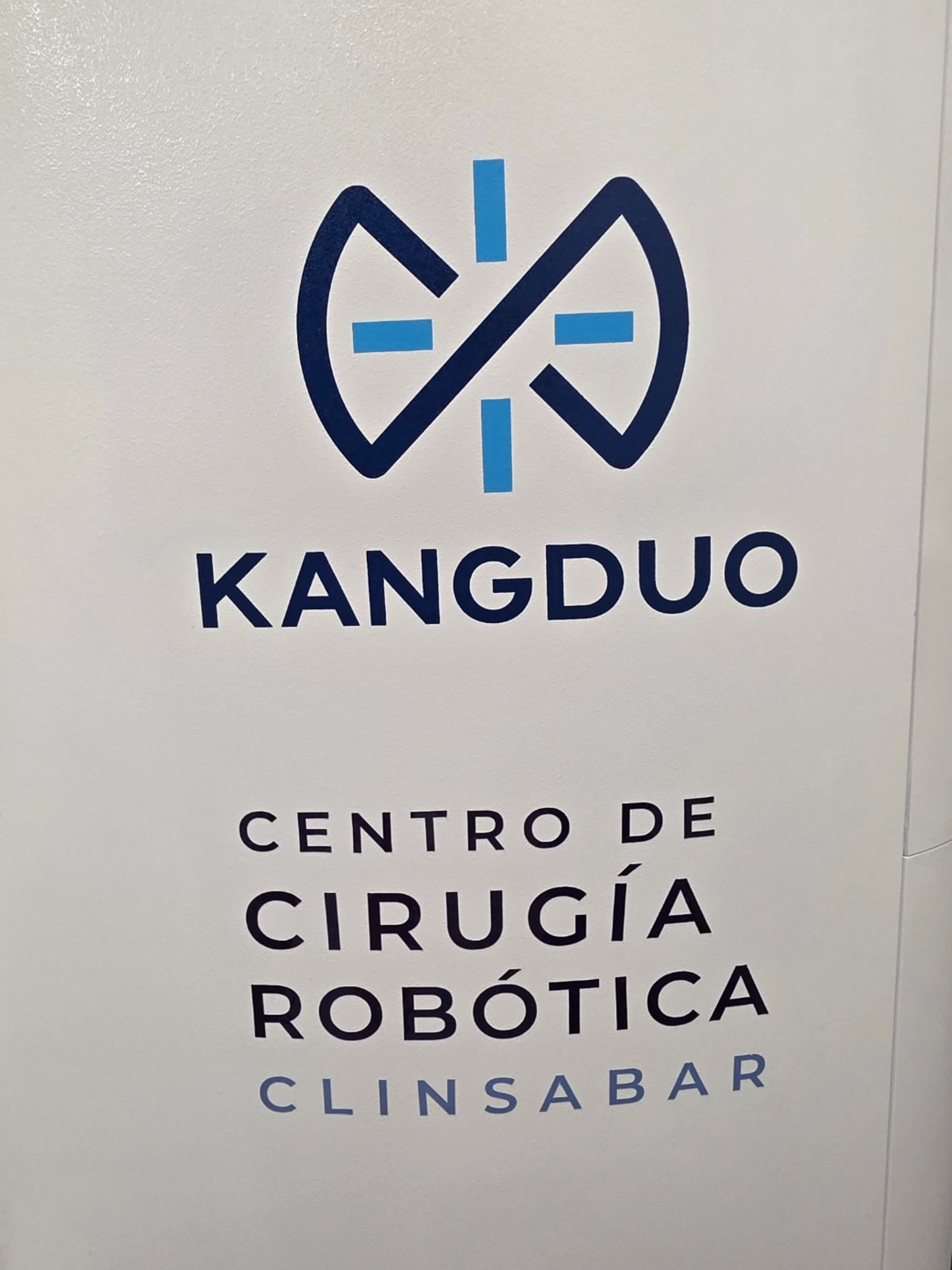Logo KangDuo y CRC